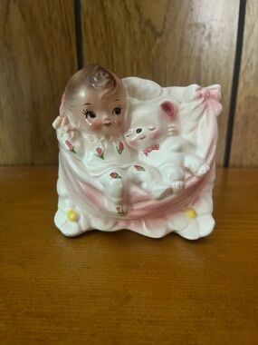 Vintage 1960 Nursery Planter